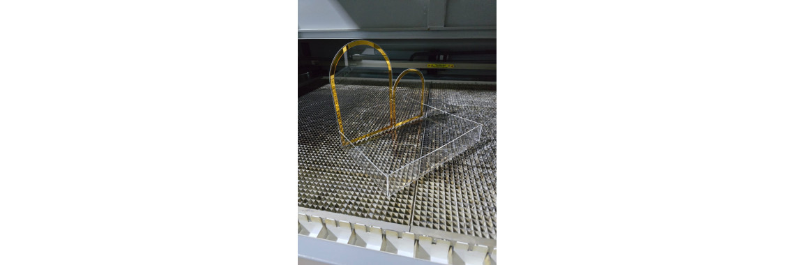 pleksi çikolata stant